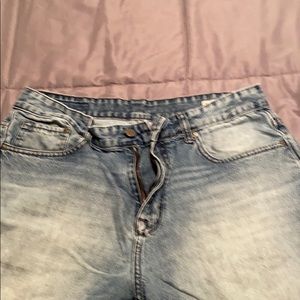 Calvin Klein 34x32 relaxed straight.